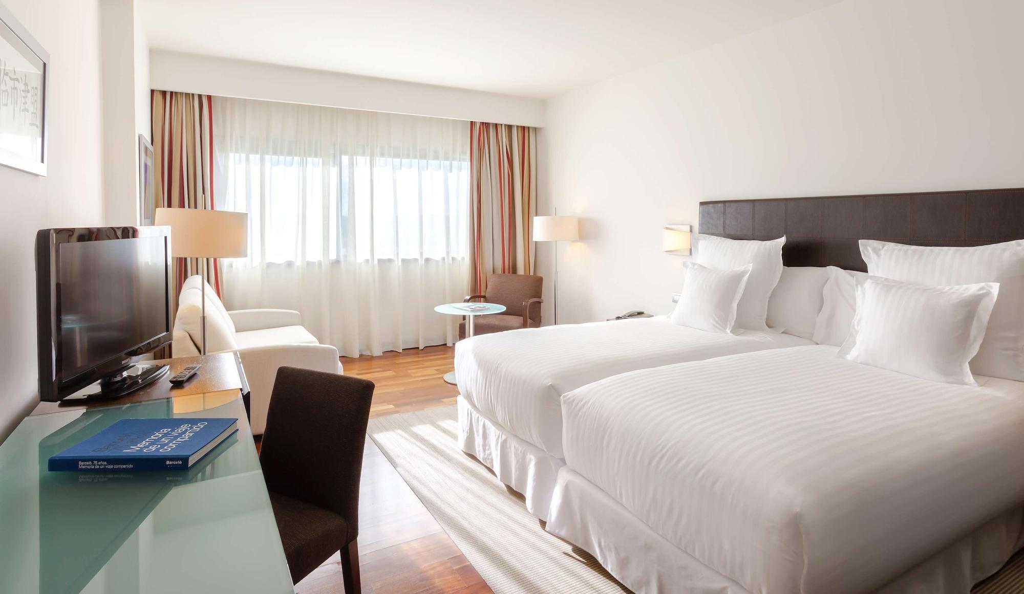 Occidental Aranjuez Hotell Eksteriør bilde