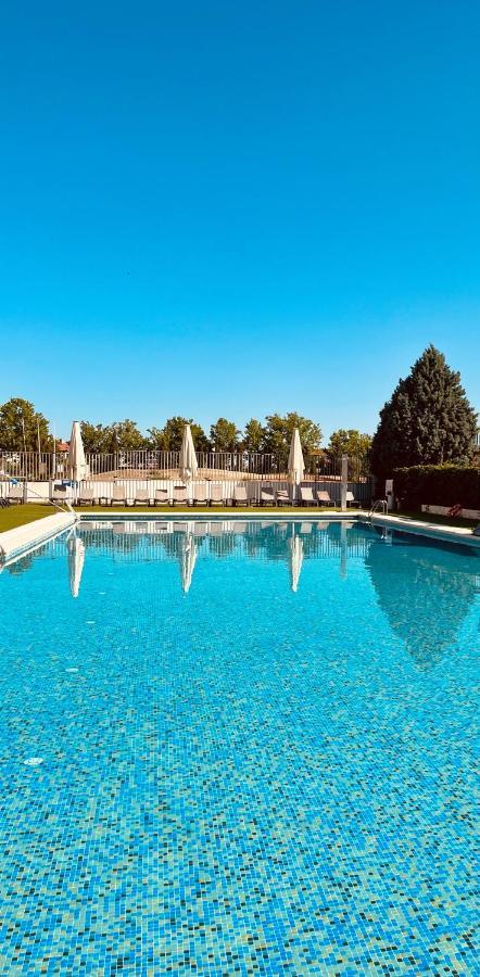 Occidental Aranjuez Hotell Eksteriør bilde